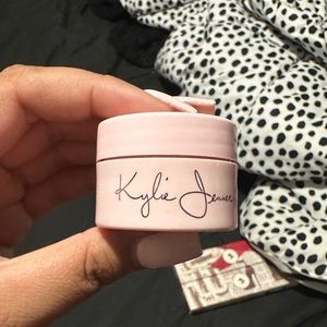 ‼️SOLD‼️ Kylie Jenner Cosmetics Loose Highlighter King